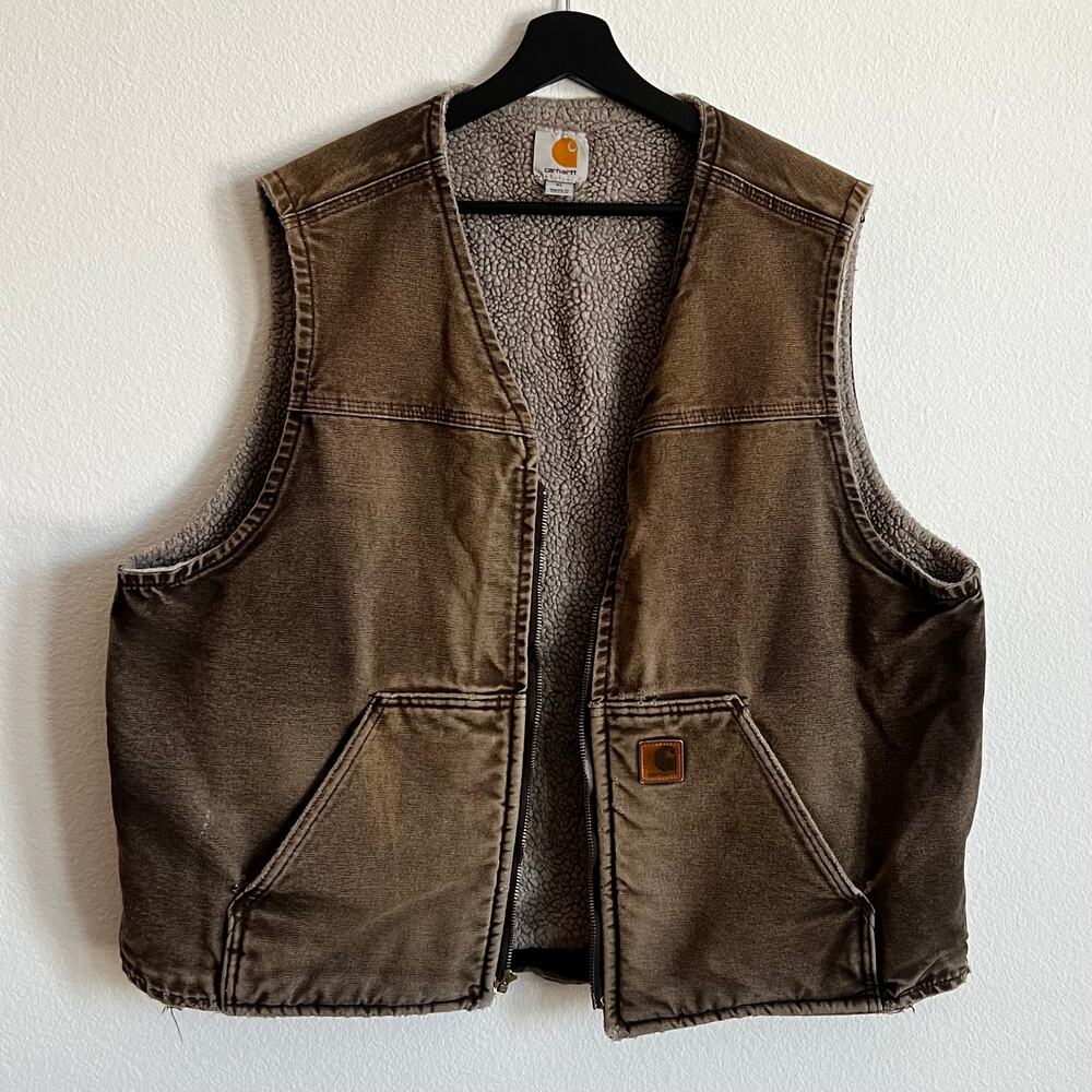 Carhartt V26 DKB brown work wear vest